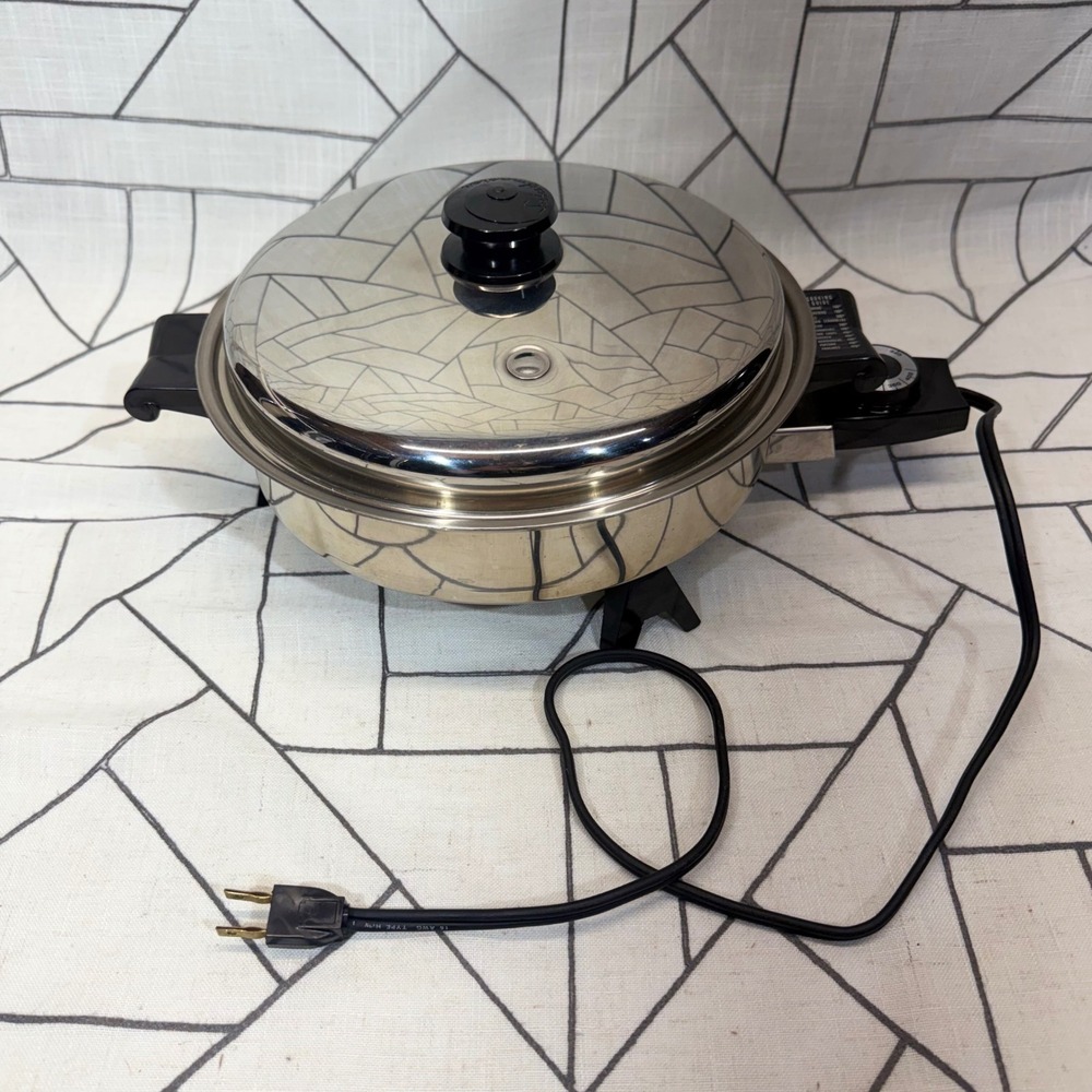 Saladmaster Electric Skillet 11 Inch Silver Stainless Steel Vented Lid 1812